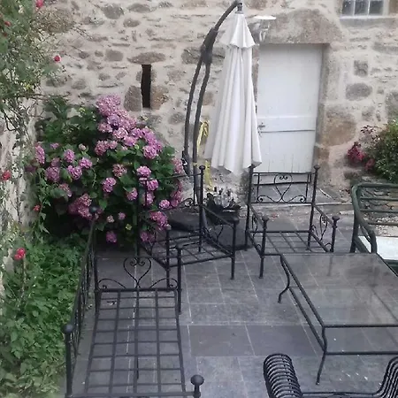 Corps De Ferme Entierement Renove Avec Piscine * Maleville